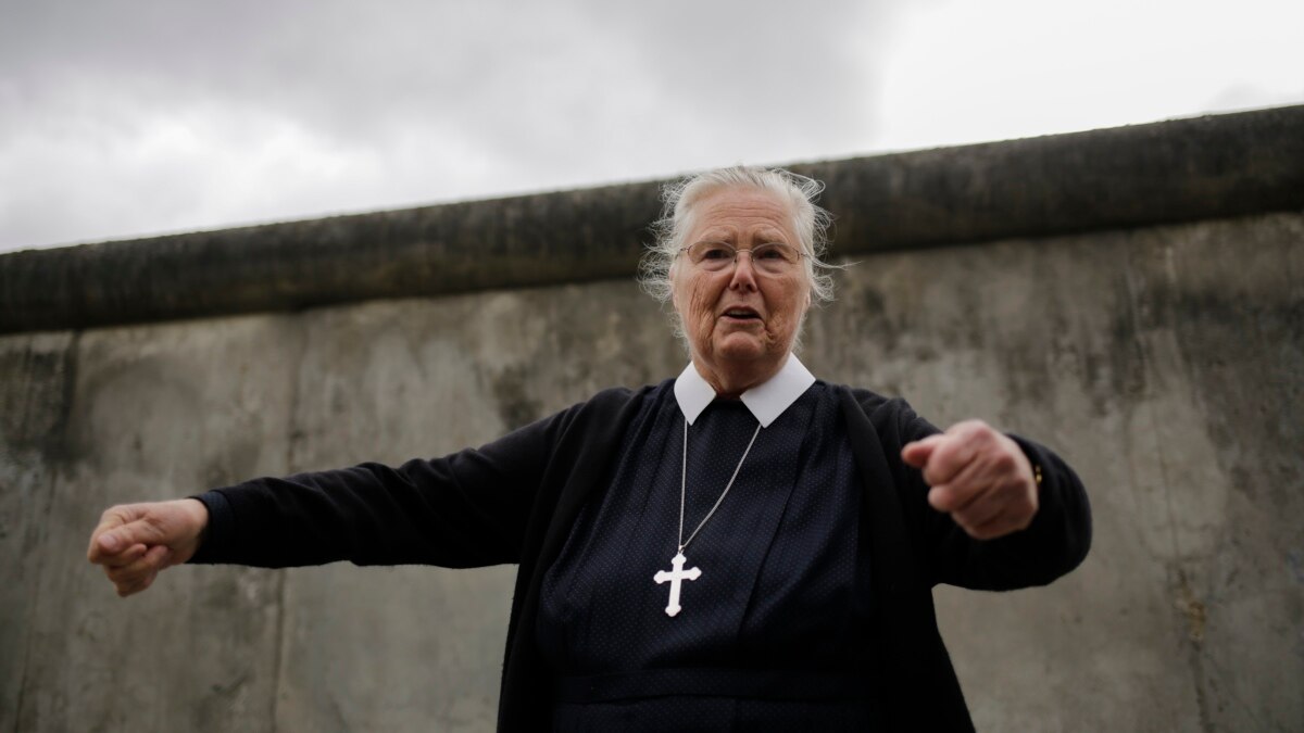 The Berlin Wall: Memories of the Cold War’s Greatest Symbol