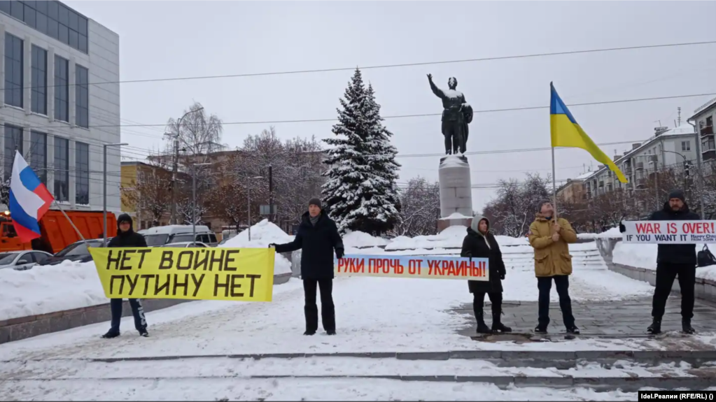 8B134494-CDB1-4941-961A-5432F3CFDB4A_w10