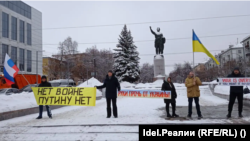 Пикет в Кирове, 18 декабря 2021*