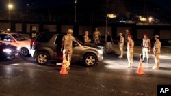 Контролен пункт на египетската армија во Каиро