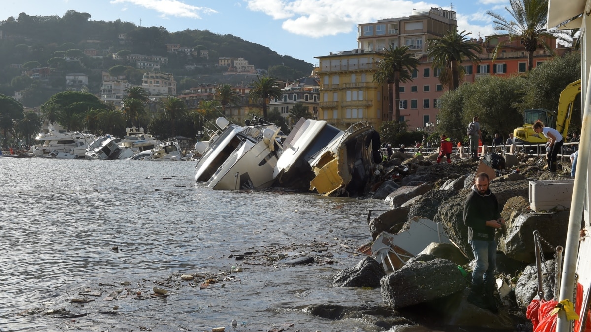 Flooding in Sicily Leaves 9 Dead