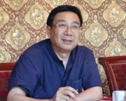 前《中国青年报》记者，《冰点》周刊创刊编辑李大同