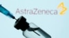 ILUSTRACIJA - Špric i bočica sa vakcinom ispred znaka kompanije Astra Zeneka (Foto: Reuters/Dado Ruvić)