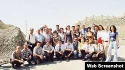 21 il əvvəlin jurnalistləri, Prezident Heydər Əliyevin 1999-cu il oktyabrın 11-də Sədərək rayonunda sərhəddə Ermənistan prezidenti Robert Koçaryanla görüşünü işıqlandıran jurnalistlər