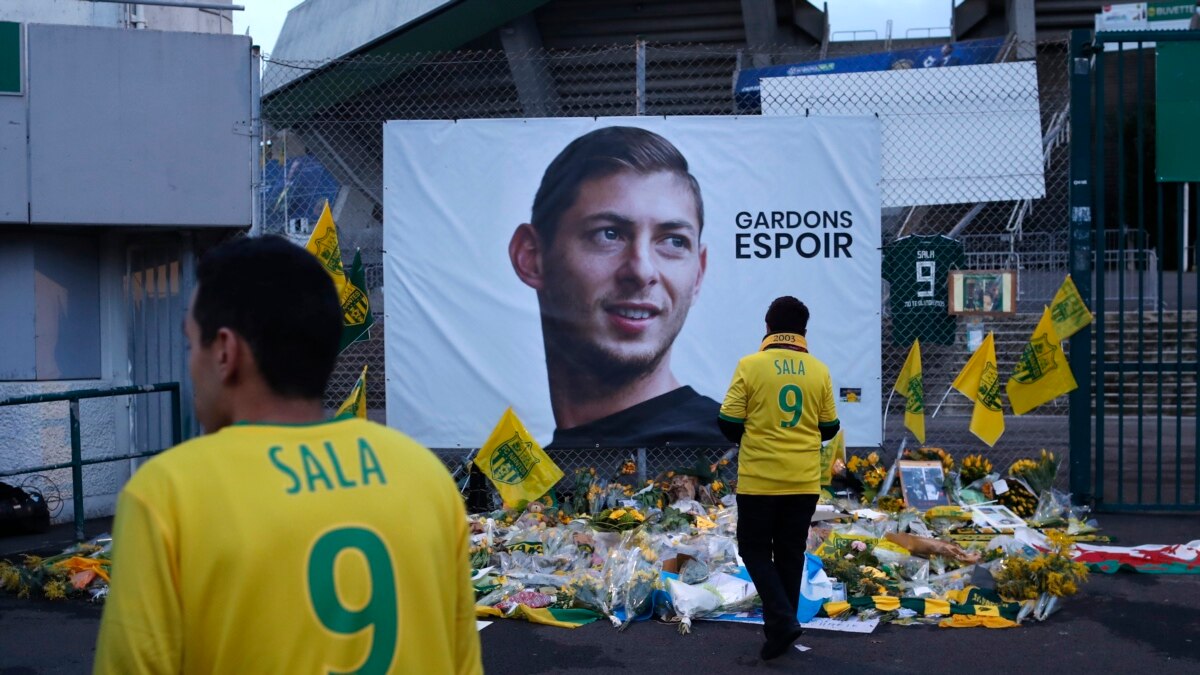 Jogador argentino Emiliano Sala está em avião desaparecido na França