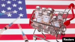 Việt Nam cho biết đang đàm phán để mua vắc-xin ngừa COVID-19 từ hãng dược Pfizer của Mỹ.