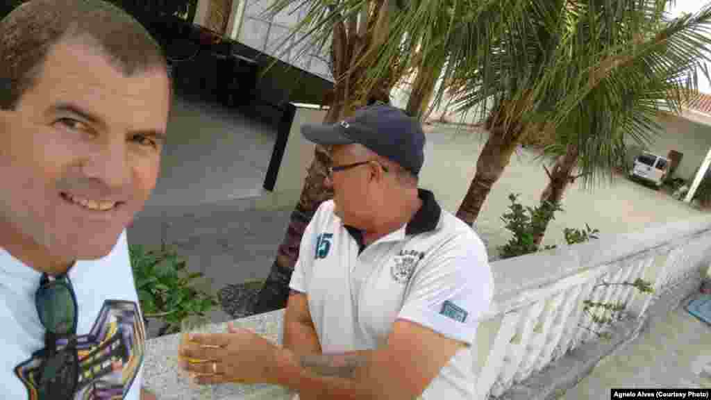 A partir do Brasil o Agnelo Alves disse-nos que o "Final de semana foi Ótimo," (Jupi-Pernambuco), Junho 15, 2015