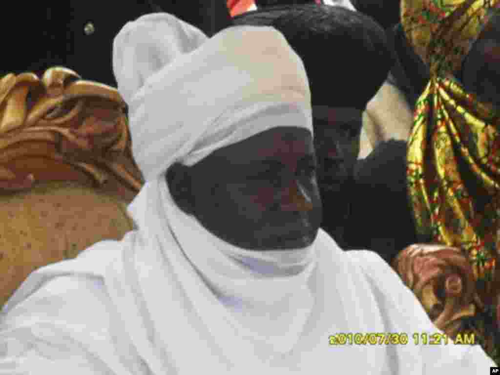 Sabon Sarkin Bauchi, mai martaba Rilwanu Sulaiman Adamu, a ranar da ake nada shi sarautar kujerar mahaifinsa, marigayi Alhaji Sulaiman Adamu Jumba