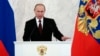 Путин видит «сложное, напряженное» время в будущем России