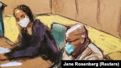 Frenk Džejms i njegova zastupnica tokom sudskog ročišta (REUTERS/Jane Rosenberg)