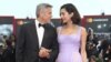 Les Clooney donnent 500.000 dollars pour une manifestation contre les armes