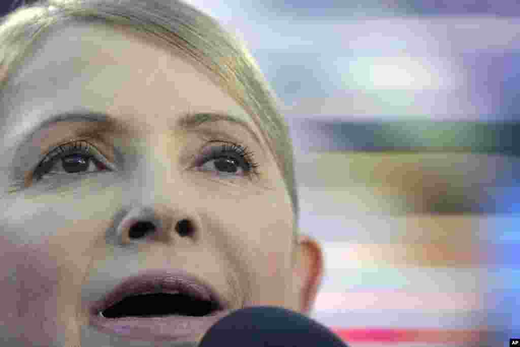 Former Ukrainian Prime Minister Yulia Tymoshenko delivers a speech during the Batkivshchina (Fatherland) party congress in Kyiv, March 29, 2014.&nbsp;