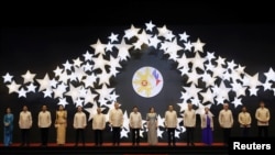 Các nhà lãnh đạo từ Trung Quốc, Hoa Kỳ và bảy quốc gia khác đang cùng Hiệp hội ASEAN họp hội nghị thượng đỉnh hàng năm tại Manila, Philippines, 12/11/2017.