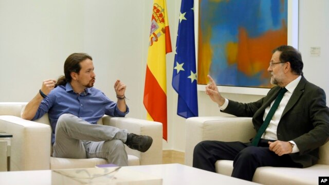El presidente del gobierno, Mariano Rajoy, se reunió infructuosamente con Pablo Iglesias, lidere del utlraizquierdista Podemos.