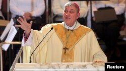 El arzobispo de Milwaukee, Jerome E. Listecki, dijo que seguirá los pasos de su predecesor Timothy Dolan y denunciará todos los casos de abuso sexual cometidos en su arquidiócesis.