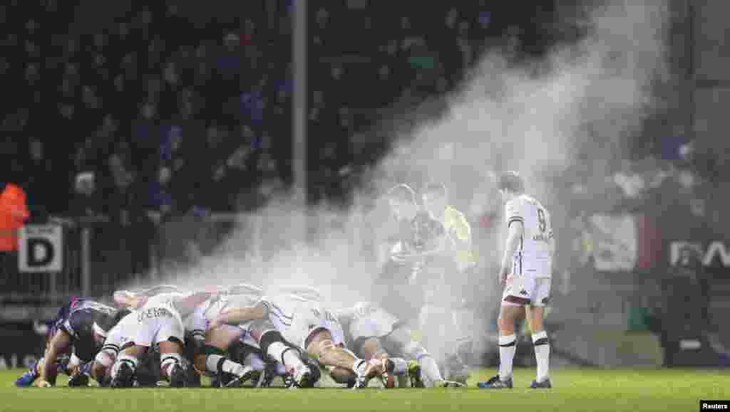 Players scrum during the European Rugy Champions Cup rugby union match between Exeter Chiefs and Bordeaux-Beagles at Sandy Park in Exeter, UK.