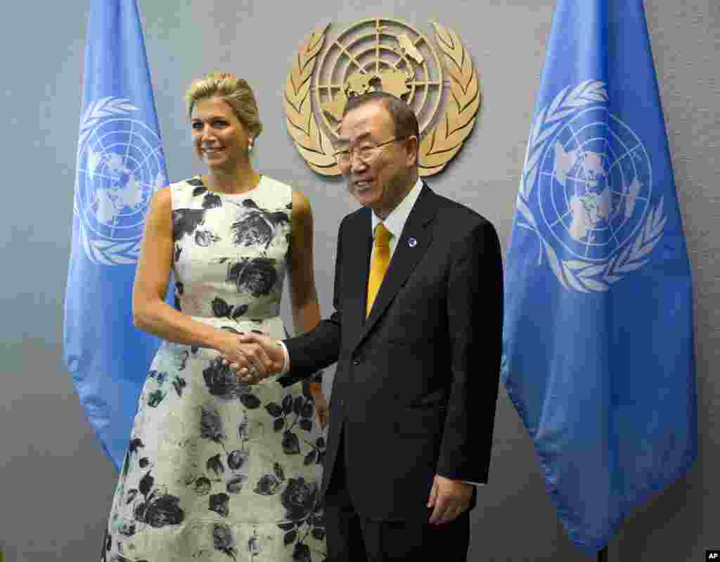 La reina de Holanda, Máxima saluda al secretario general de la ONU, Ban Ki-moon.