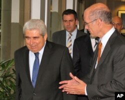 O Strobe Talbott Πρόεδρος του Μπρούκινς υποδέχεται τον Πρόεδρο Χριστόφια στο ϊδρυμά του.