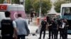 Istambul: Carro-bomba atinge autocarro da polícia e deixa 11 mortos e 36 feridos