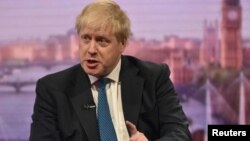 Britanski ministar spoljnih poslova Boris Johnson gostuje na BBC-u u Londonu, 15. april 2018. (Jeff Overs/BBC handout via Reuters)