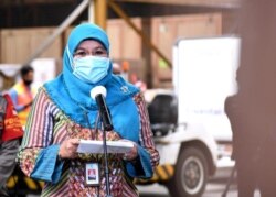 Juru Bicara Vaksin COVID-19 dari Kemenkes, Dr Siti Nadia Tarmizi dalam telekonferensi pers di Bandara Soetta, Cengkareng, Selasa (2/2).(Biro Setpres).