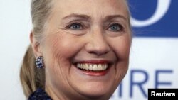 Hillary Clinton je posljednji put u javnosti viđena u Belfastu 7 decembra. 