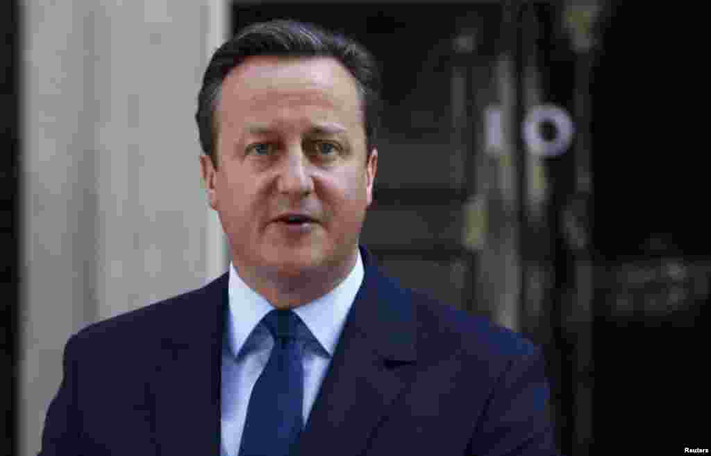 برطانوی عوام کی جانب سے یورپی یونین سے اخراج کے حق میں فیصلہ سامنے آنے کے بعد برطانیہ کے وزیراعظم ڈیوڈ کیمرون نے مستعفی ہونے کا اعلان کر دیا ہے۔