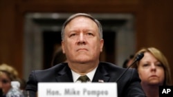 Ông Mike Pompeo giám đốc CIA trong buổi điều trần ngày 12/4/2018 tại Ủy ban Ngoại giao Thượng viện để được chuẩn thuận trong chức vụ Ngoại trưởng Mỹ.