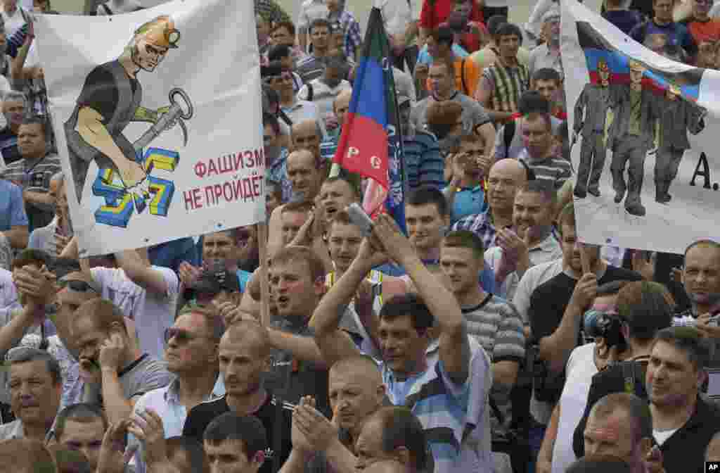 Miners rally in Donetsk, Ukraine, May 28, 2014. 