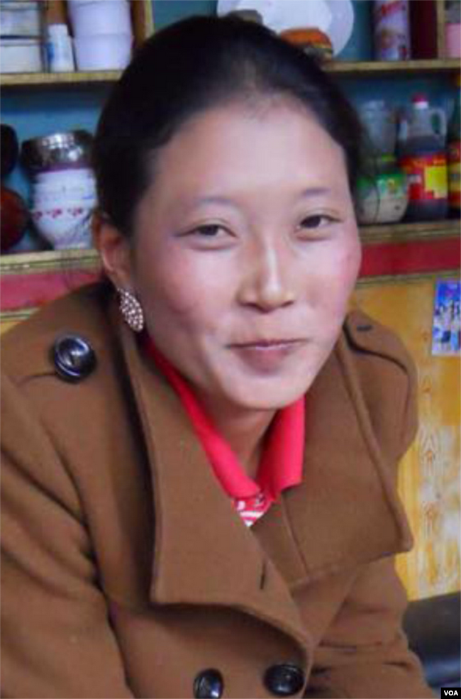 尼玛拉姆说,如果不是因为舅舅蒙冤,她还会是那个平凡的藏族女子(美国之音藏语组提供)