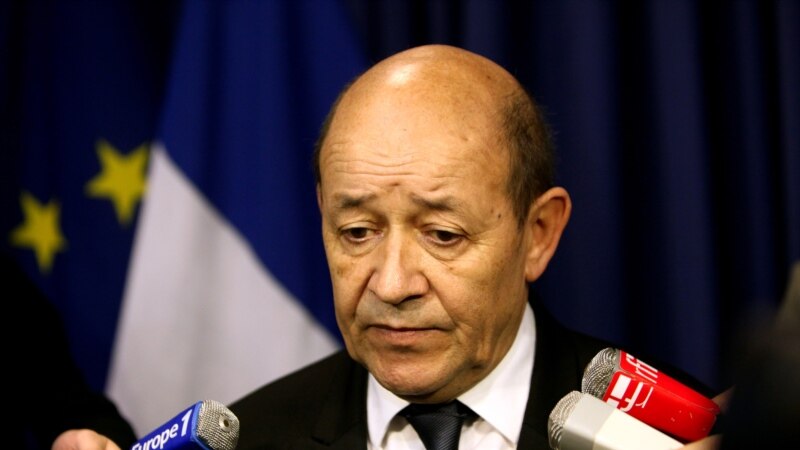 Le ministre français des Affaires étrangères convoqué par la justice malienne