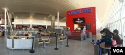 While President Trump’s ban was in full effect last week, lawyers and volunteers flooded Central Diner to assist affected travelers. Monday morning was a different scene entirely.