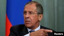 Ngoại trưởng Nga Sergei Lavrov cảnh báo nếu Tổng thống Syria bị lật đổ, Syria sẽ có một chính phủ Hồi giáo.