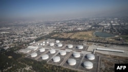 Vista aérea del complejo petrolero de la compañía petrolera mexicana PEMEX en Azcapotzalco, en las afueras de la Ciudad de México.