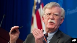 John Bolton dijo el domingo 10 de marzo de 2019 en el programa "This Week" de ABC que "el impulso está del lado de (Juan) Guaidó", pero sugirió que serán los venezolanos quienes se aseguren de que el líder de la oposición prevalezca.