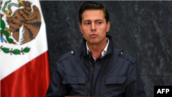 El presidente de México, Enrique Peña Nieto, habla en Ciudad de México el 27 de septiembre de 2017.