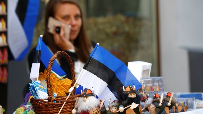 Anxiety in Estonia as Trump, Putin to Meet