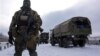 Аналитик: Владимир Путин посылает войска в Украину чтобы отвлечь внимание от экономического кризиса в России