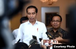 Presiden Joko Widodo berbicara pada konferensi pers di Istana Kepresidenan Bogor, Jawa Barat hari Senin 30/9 (Courtesy: Setpres RI).