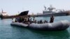 Au moins cinq migrants morts, près de 200 secourus au large de la Libye
