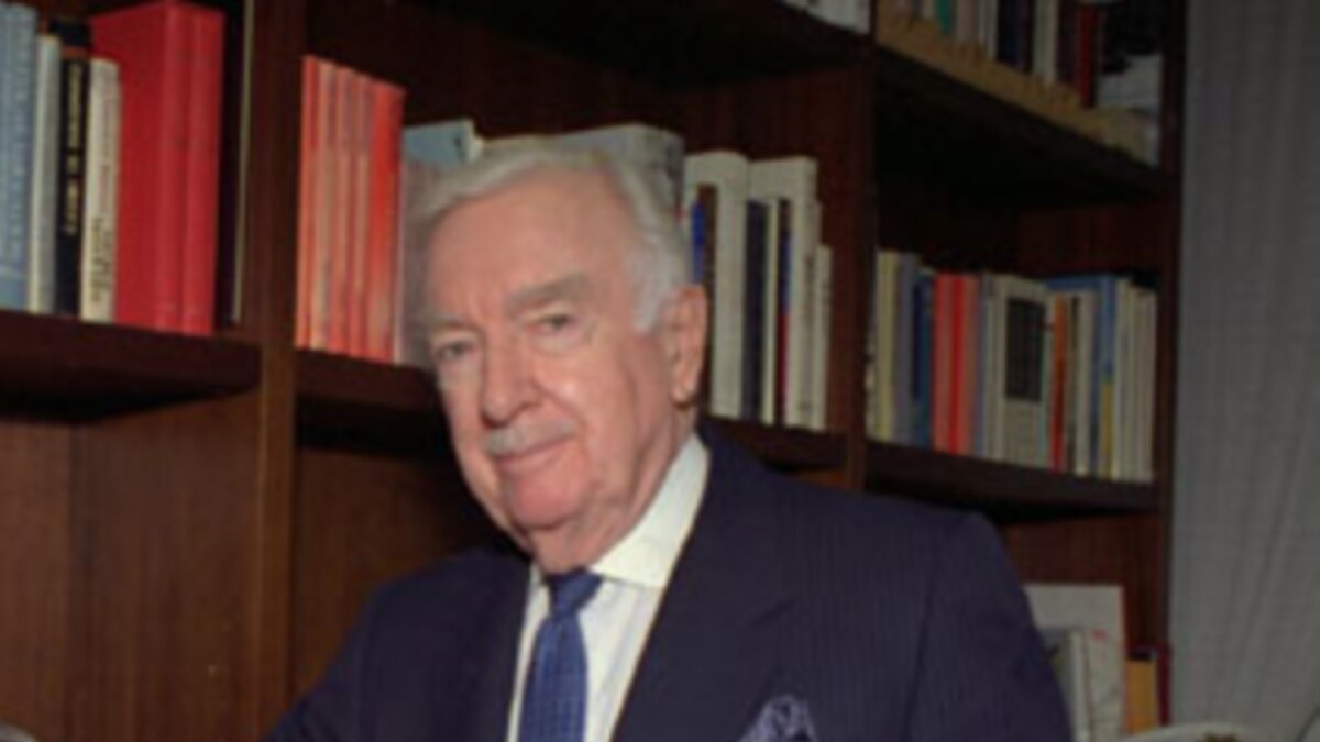 Walter Cronkite, 1916-2009: A Trusted TV Newsman