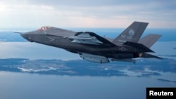 ཨ་རིའི་F-35་རྟགས་ཅན་གྱི་འཐབ་འཛིང་གནམ་གྲུ