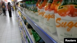 Harga gula putih mencapai rekor tertinggi di Indonesia tahun lalu, dan diperkirakan akan naik tahun ini. (Reuters/Supri)