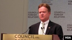 Senator Jim Webb, veteran perang Vietnam, yang menjabat sebagai Kepala Sub Komite Senat AS Urusan Asia Timur dan Pasifik (foto: dok).