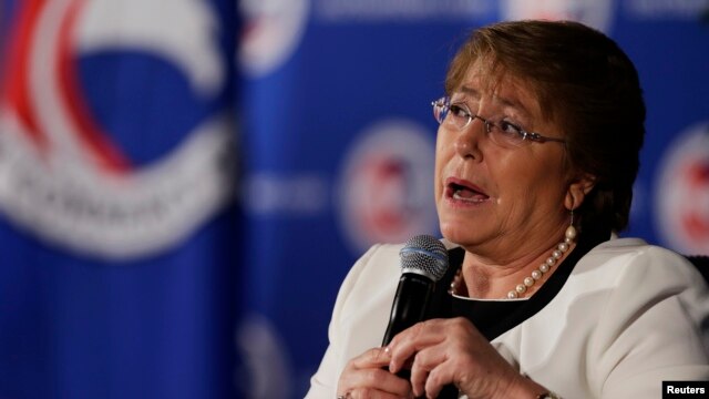 Michelle Bachelet atraviesa uno de los momentos de más baja popularidad y recordó que 