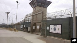 Ulaz u zatvor u zalivu Gvantanamo