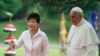 Paus Fransiskus Tiba di Korea Selatan, Korea Utara Luncurkan Misil