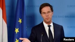 លោក Mark Rutte នាយករដ្ឋមន្ត្រី​ហូឡង់​ធ្វើ​សន្និសីទ​កាសែត​មួយ​ក្នុង​កិច្ចប្រជុំ​កំពូល​របស់​សហភាព​អឺរ៉ុប​នៅ​ទីស្នាក់ការ​របស់​ខ្លួន​ក្នុង​ក្រុង​ប្រ៊ុចសែល ប្រទេស​ប៊ែលហ្ស៊ិក កាលពី​ថ្ងៃទី១៥ ខែធ្នូ ឆ្នាំ២០១៦។