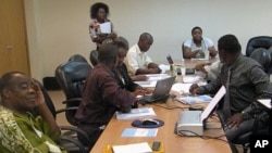 Jornalistas independentes e membros da sociedade civil durante um forum da Open Society em Luanda (Arquivo)