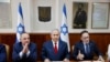 Министр энергетики Израиля Юваль Штейниц (слева). Справа от него – премьер-министр страны Биньямин Нетаньяху и секретарь израильского кабинета Цахи Браверман (архивное фото) 